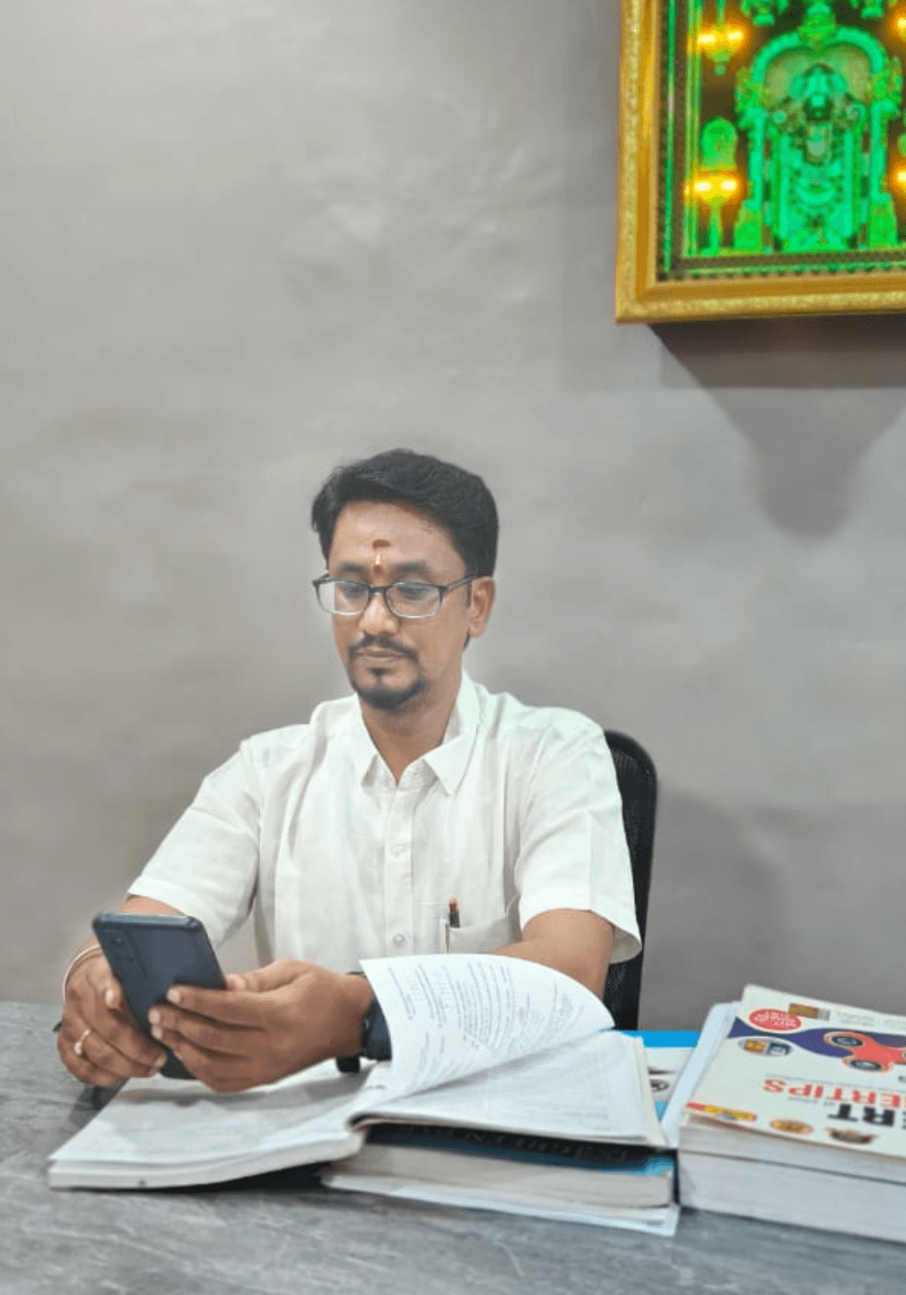 Dr. Ramesh Vasu